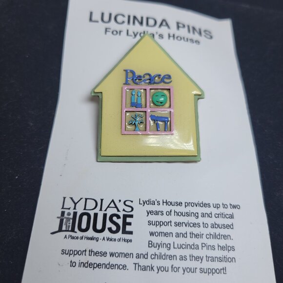 Super Collectible Lucinda Pin -Brooch-Peace - Picture 2 of 3